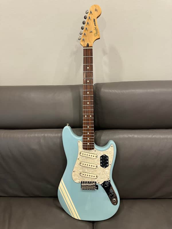 Fender Deluxe Series Cyclone II | Reverb Canada