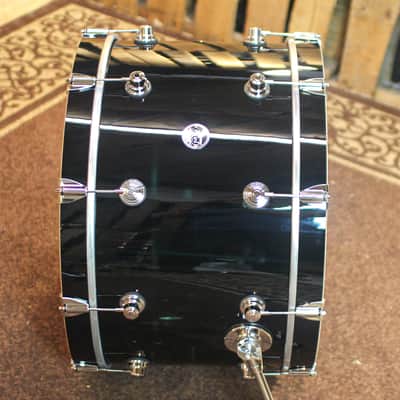 DW Performance Gloss Black Bass Drum - 14x24 image 2