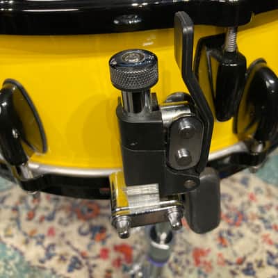 Gretsch - 14x5", Vineyard Custom Snare Drum, Signed by Fred Gretsch! 2006 - Yellow, Black Hardware image 6