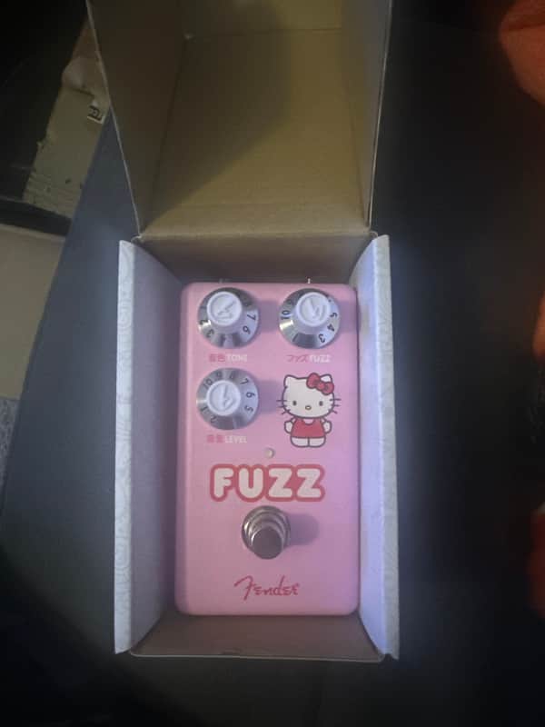 Fender Hello Kitty Fuzz