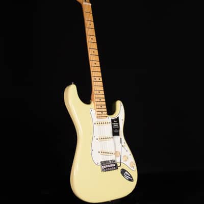 Fender Player II Stratocaster, Maple FB, Hialeah Yellow image 8