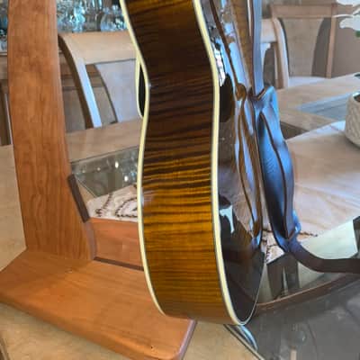 Northfield Archtop NFO-AT2 Octave Mandolin 2025 - Italian Red Spruce and Figured Curly Maple image 4