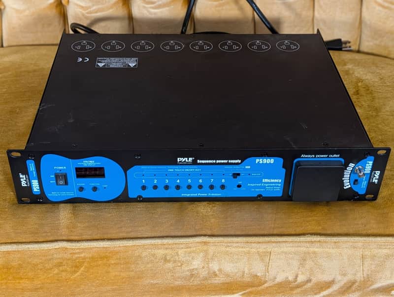 Pyle PS900 Audio/Video AC Power Conditioner Black/Blue image 1