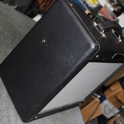 Fender Pro Junior III/ 15 Watt 1x8" Tube Combo image 6
