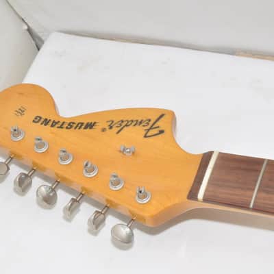 Fender MUSTANG S077579 Electric Guitar Ref No.6473 image 10
