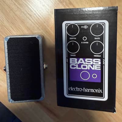Electro-Harmonix Bass Clone Nano Analog Chorus 2016 - Present - Purple/Black image 2