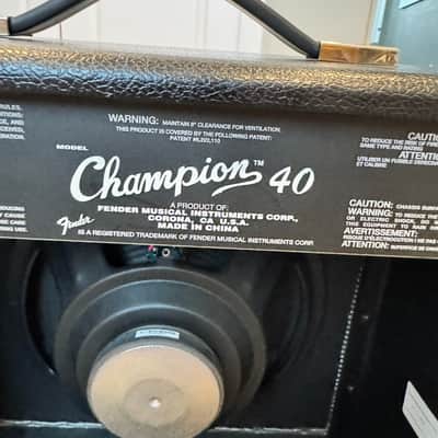 Fender Champion 40 2-Channel 40-Watt 1x12" Guitar Practice Amp 2013 - 2024 - Black image 5