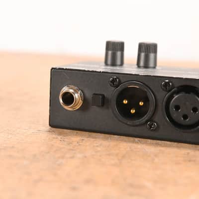 Behringer MicroMON MA400 Monitor Headphone Amplifier (NO POWER SUPPLY) CG01VZN image 8