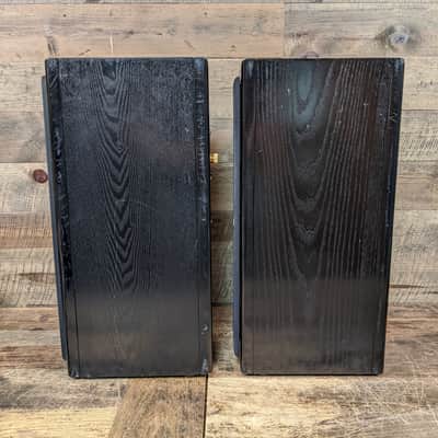 Pair of Vienna Acoustics Maestro Speakers - Piano Black image 7
