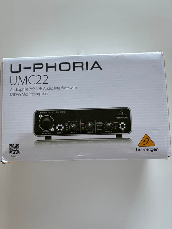 Behringer U-Phoria UMC22 USB Audio Interface 2013 - Present - Black image 1