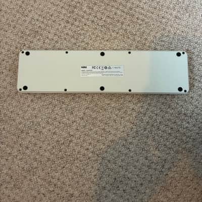 Korg nanoPAD2 Slimline USB MIDI Drum Pad Controller 2011 - Present - White image 3