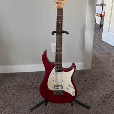 Peavey Raptor Plus HSS Electric Guitar with Rosewood Fretboard, Tremolo 2010s - Northeast Red