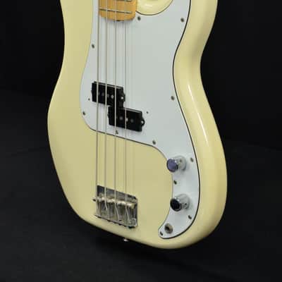 Fender Precision Bass 1986 E Series MIJ Japan Maple Fingerboard Aged White image 5