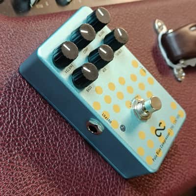One Control Pale Blue Compressor image 3