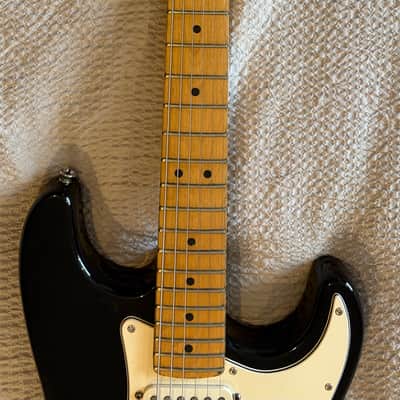 Fender Stratocaster, American Standard 1992, with case image 11