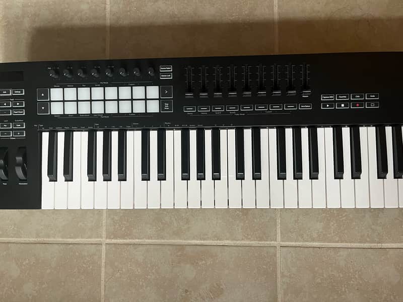 Novation Launchkey 49 MKIII MIDI Keyboard Controller 2020 - Present - Black image 1