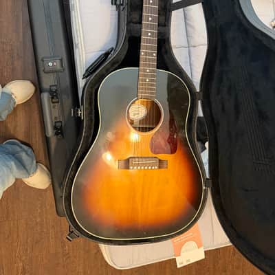 Gibson J-45 Standard 2020 - Present Vintage Sunburst image 1