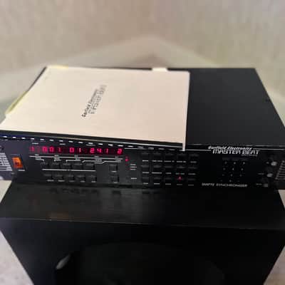 Roland TR-808 Collector’s Bundle image 10