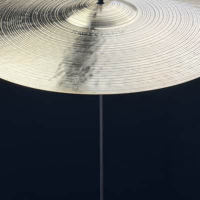 Paiste 18" Signature Power Crash Cymbal - 1634g image 9