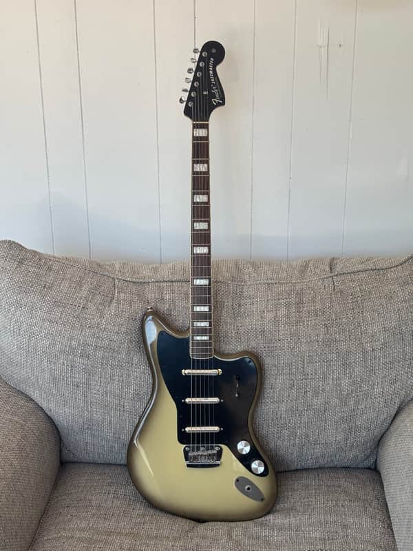Squier Vintage Modified Baritone Jazzmaster with Rosewood Fretboard 2015 - 2017 - Antigua image 1