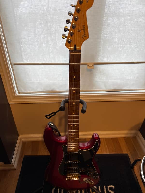 Fender Player Stratocaster 2021 - Candy Red Burst image 1