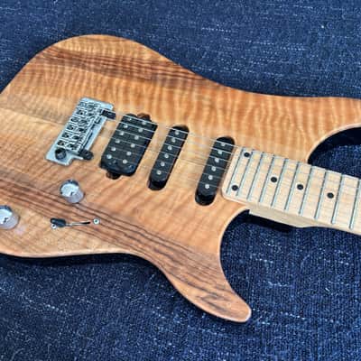 VIGIER Excalibur Ultra Blues Walnut (limited edition) image 3
