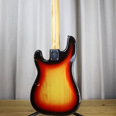 Fender Precision Bass with Maple Fretboard 1978 - Sunburst image 4