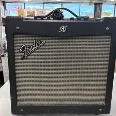 Fender Mustang II Amp image 1