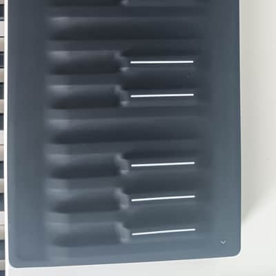ROLI Seaboard Block 24-Key Expressive MIDI Keyboard Controller 2010s - Black image 3