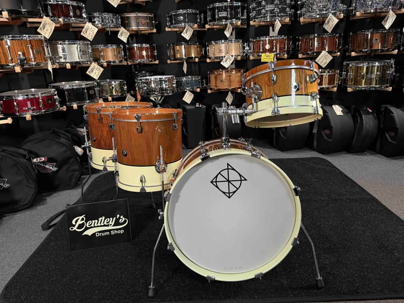 ~BENTLEY'S EXCLUSIVE~ Dixon Little Roomer Select 4-Piece 12/14/16/20 Drum Kit Set in Natural Mahogany to Pearl White with Black Pinstripe image 1