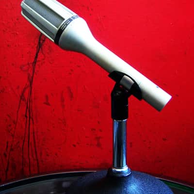 Vintage 1980's Shure SM59 dynamic cardioid microphone USA w mic clip & pouch Low Z SM58 SM54 SM53 image 8