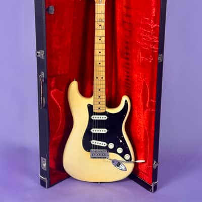 Fender Stratocaster 1976 - Olympic White image 9