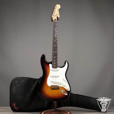 1989-1990 Fender American Stratocaster - 7.17 LBS image 8