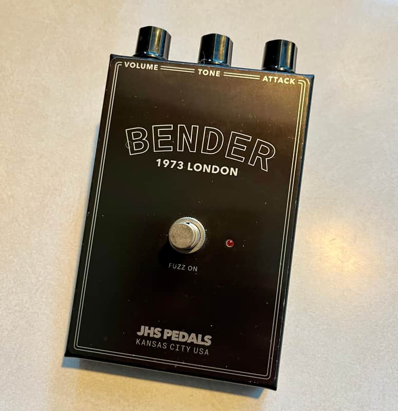 JHS Bender 1973 London Fuzz 2020 - 2025 - Black