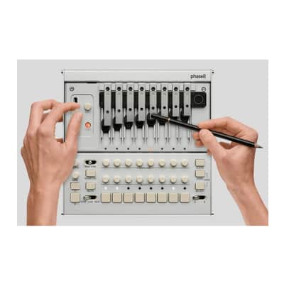 KORG phase8 Eight-voice Acoustic Synthesizer with 13 Tunable Steel Resonators image 8