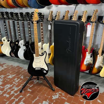 Fender   American Artist Stratocaster Eric Clapton 1999 Blackie image 4