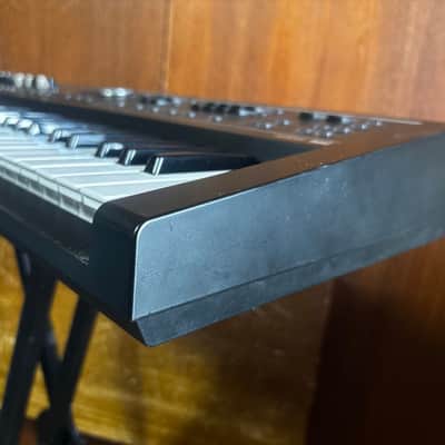 Roland V-Combo VR-09-B 61-key Stage Performance Keyboard w/ gig bag image 7