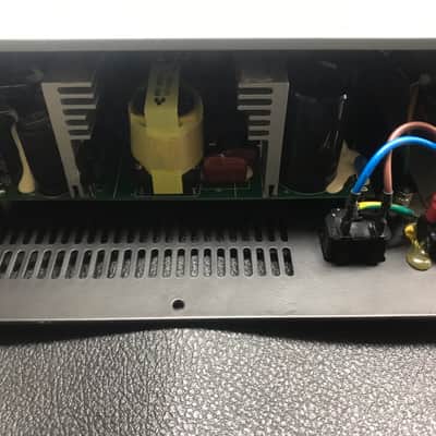 Mackie  SRM 1801 Powered Subwoofer Panel For parts  00s image 5