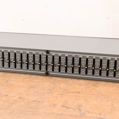 Crest Audio CPQ-1131 31-Band Graphic Equalizer CG01XNB image 3