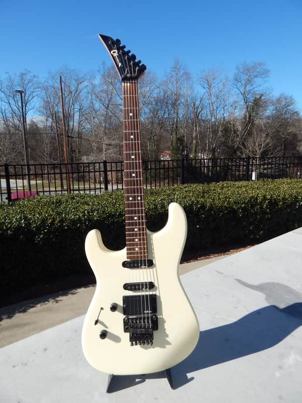 Charvel Model 3 Lefty 1988 - White Left Handed image 1