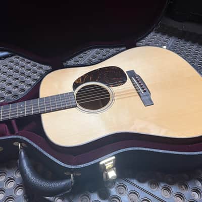 Martin D-18E Modern Deluxe - Natural image 2