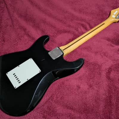 Hondo H-7600B Strat Copy 1984 - Black - Made in Korea image 6
