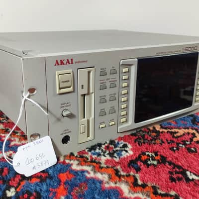 Akai S5000 MIDI Stereo Digital Sampler 1998 - White image 5