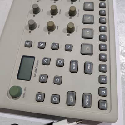 Elektron Model:Cycles Groovebox 2020 - Gray image 3