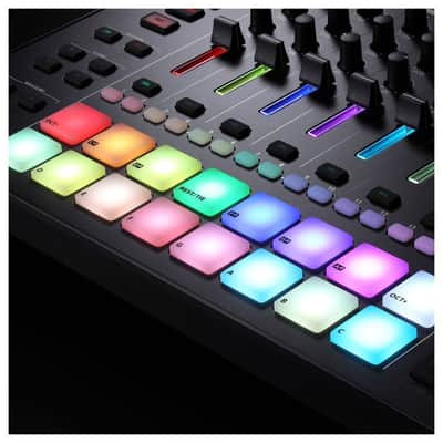 Roland MC-707 Groovebox image 7