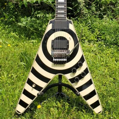 Gibson Zakk Wylde Custom Flying V Bullseye 2007 image 2