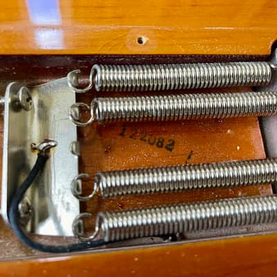Fender Fender Stratocaster ‘62 AVRI (American Vintage Reissue) Fullerton Era 1982- 3 tone sunburst 1982 - Sunburst image 12