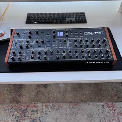 Dave Smith Instruments Prophet Rev2 Desktop 8-Voice Polyphonic Synthesizer 2017 - 2018 - Black image 5