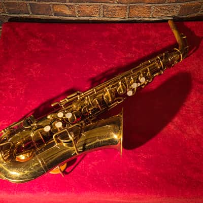 Vintage Early 1920s Buescher True Tone Low Pitch Eb Alto Saxophone w/ Original Carrying Case - RECENTLY REPADDED!! image 2
