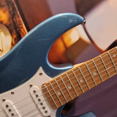 Ibanez GRX40-MLB GIO E-Guitar 6 String Metallic Light Blue image 2